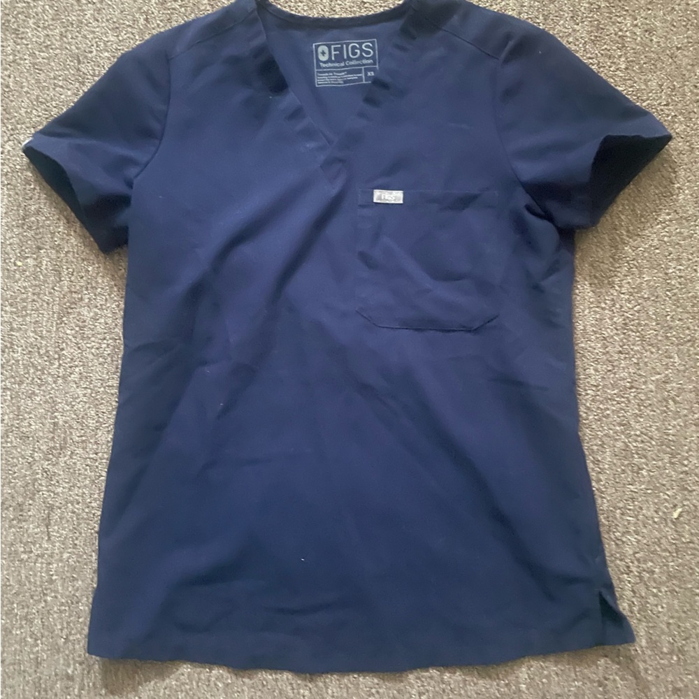 Figs Scrub Top
